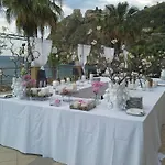 Elihotel Сант-Алессио-Сикуло
