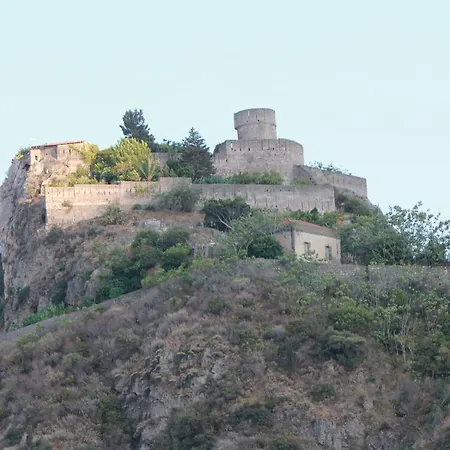 Ξενοδοχείο Elihotel 4*