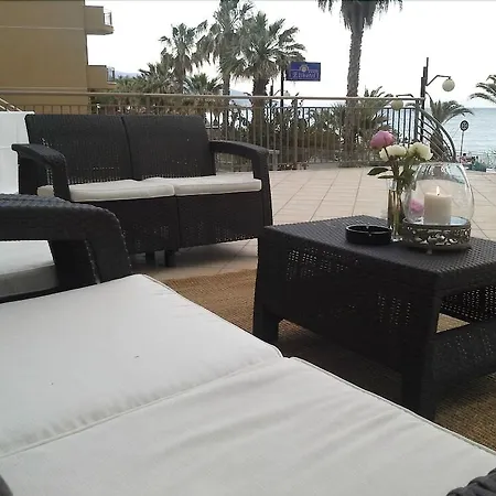 ホテル Elihotel SantʼAlessio Siculo
