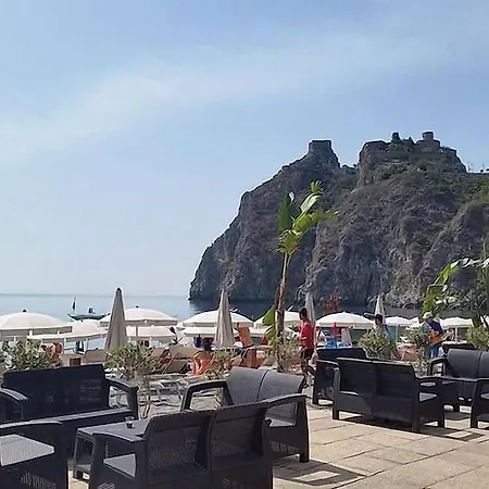 Elihotel SantʼAlessio Siculo