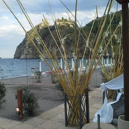 Elihotel 4* SantʼAlessio Siculo