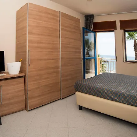 Elihotel 4*